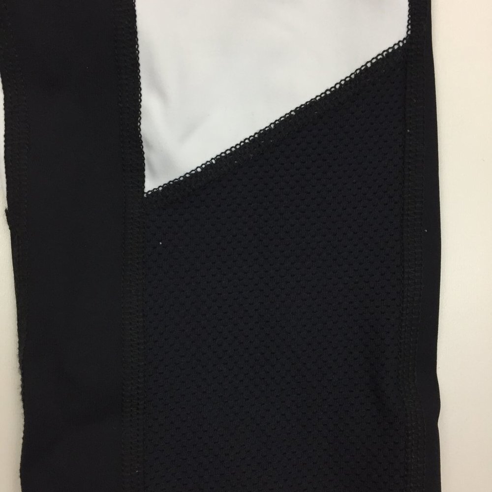 NWT SOULCYCLE Black Blue White Colorblock Capri Cropped Active Leggings - Picture 9 of 10